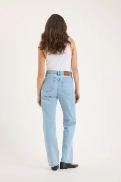 Arizona Straight Jeans