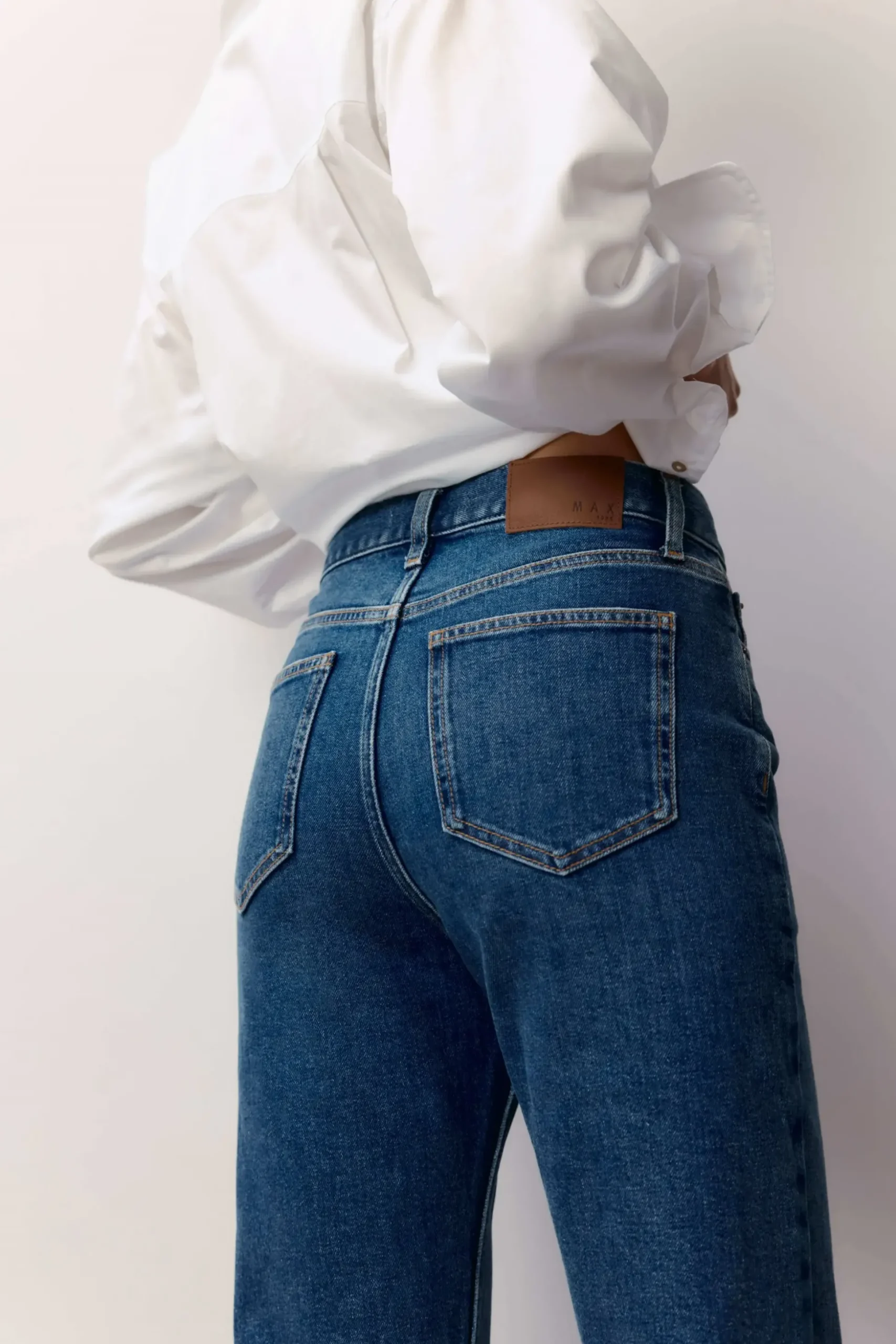 Arizona Straight Jeans