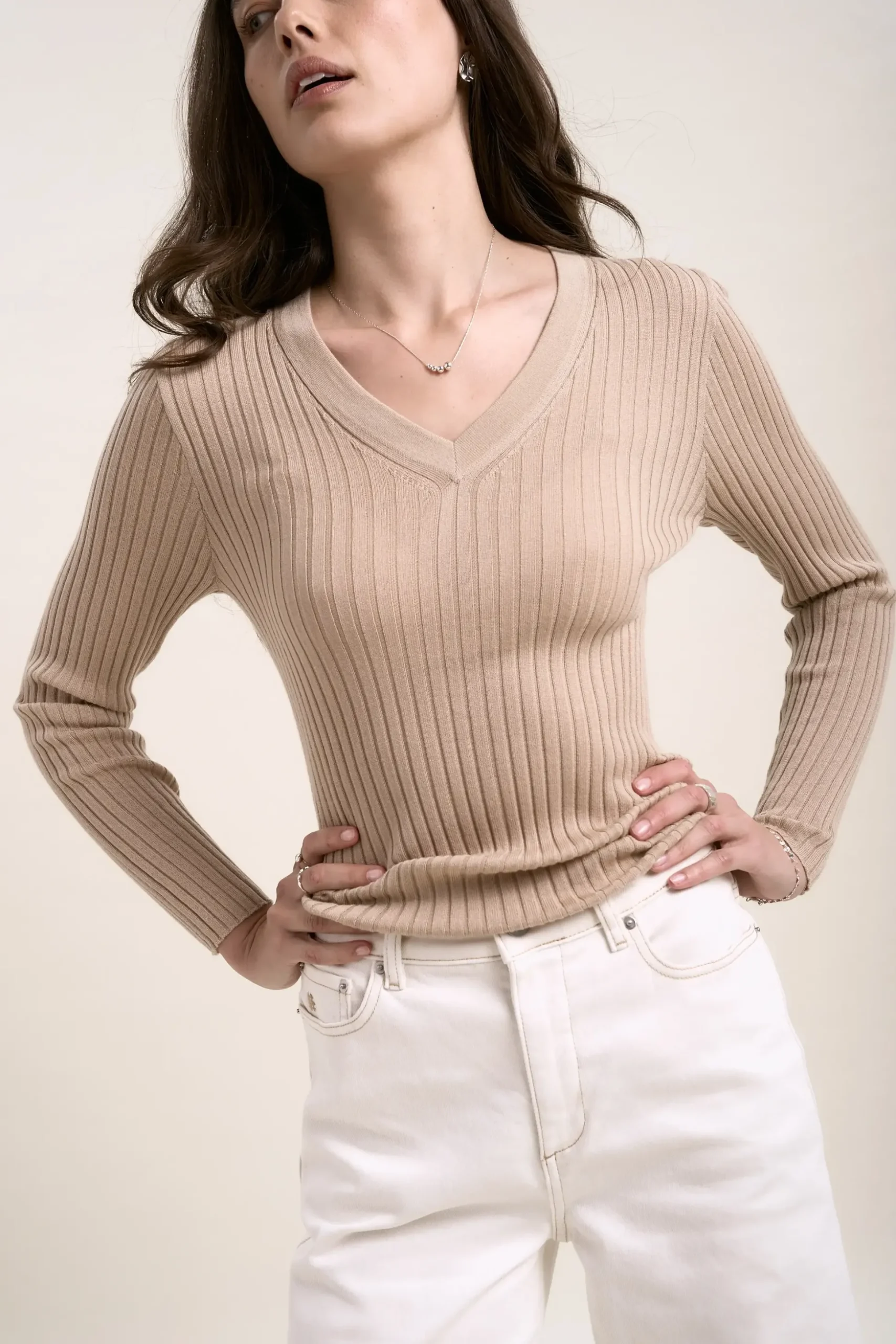 Atlas ZQ Merino V Neck Top
