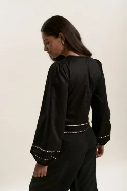 Birdie Scallop Detail Top