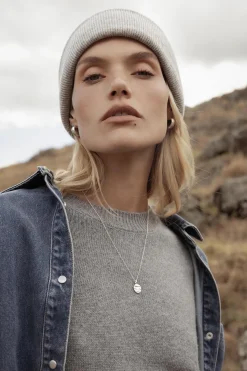 Caja Isla Circle Necklace