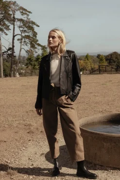 Elementary Balloon Leg Pant
