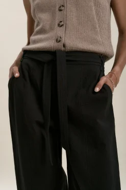 Elementary Balloon Leg Pant
