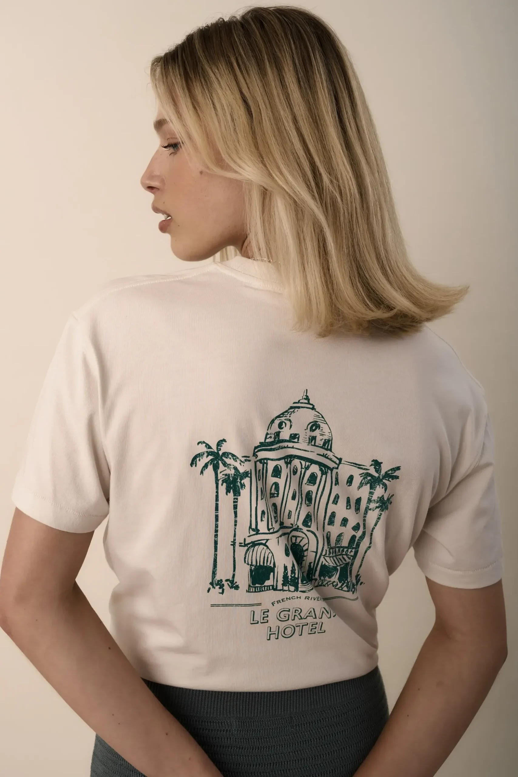 Elementary Cassandra Printed Boyfriend Tee