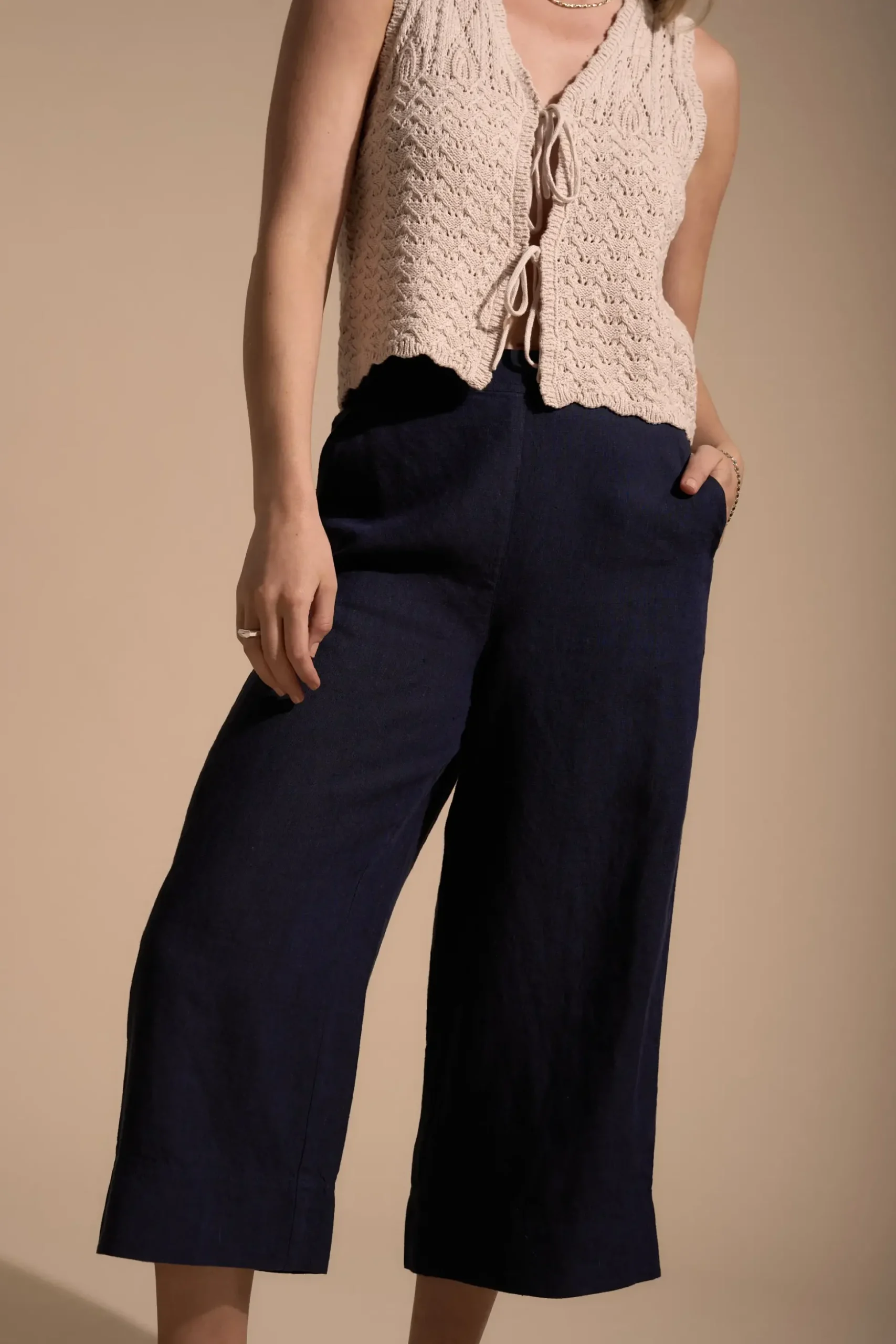 Elementary High Tide Linen Crop