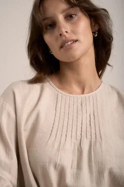 Elementary Pleated Linen Top