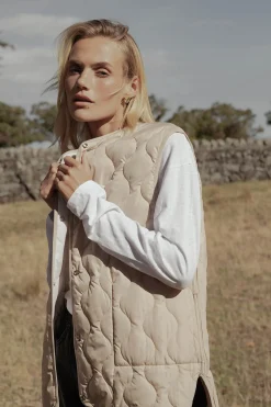 Elementary Reversible Puffer Vest