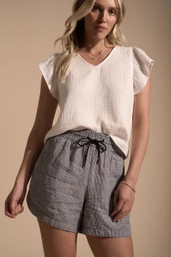 Elementary Sebastian Linen Short