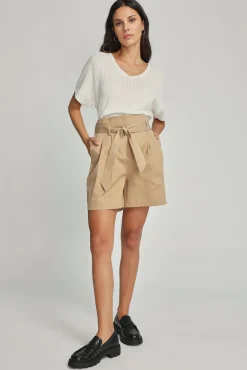 Emery Belted Short