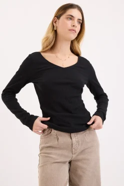 Haddie V Neck Long Sleeve Tee