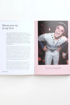 Icons of Style: Harry Styles Book
