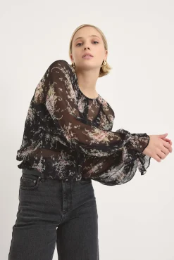 Ingrid Tuck Detail Blouse
