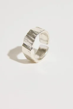 Love Winter Textured Ring