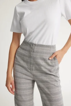 Nyla Tapered Leg Pant