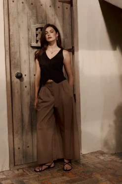 Rhiannon Pleat Detail Trouser