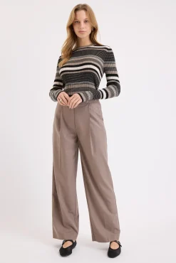 Sarah Buckle Detail Pant