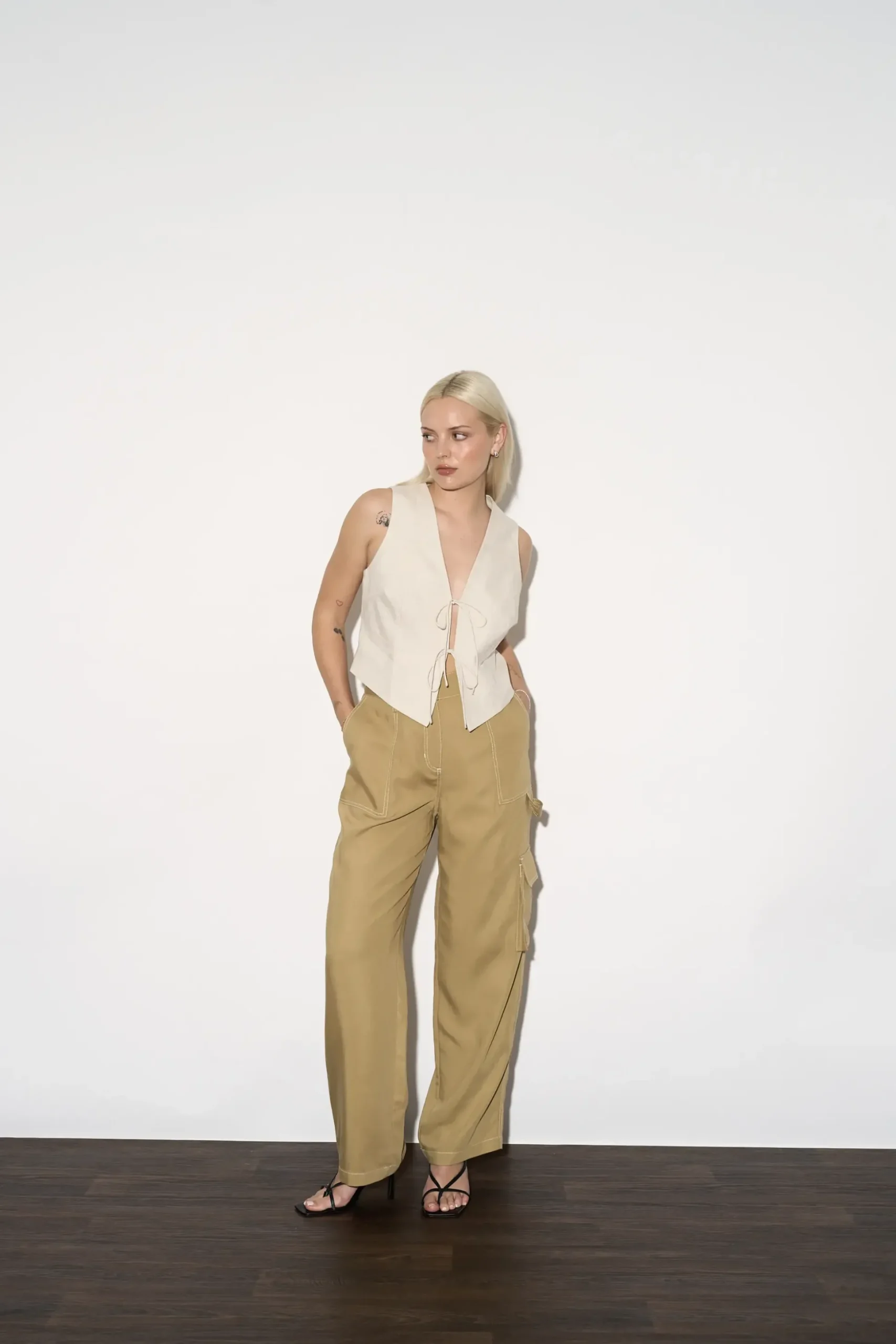 Studio. M Martinez Tie Front Vest