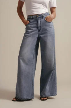 Tampa Wide Leg Jeans