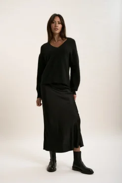 The Luxe Whisper V Neck Sweater