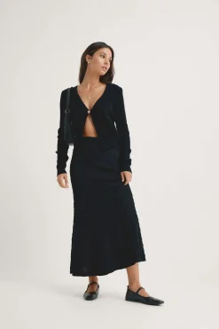 The Recycled Cashmere Button Cardigan