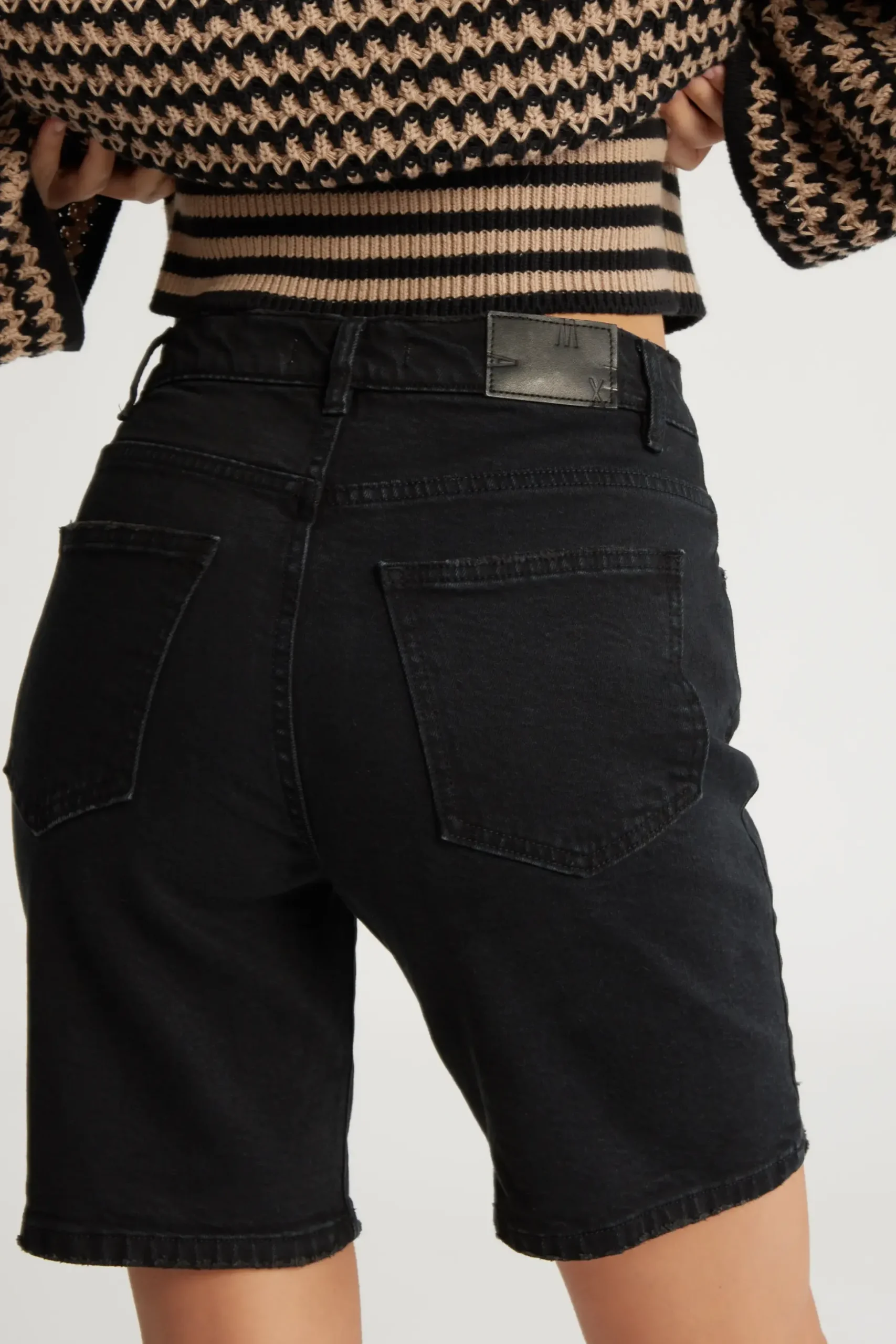 The Relaxed Straight Denim Short