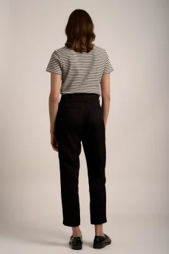 The Slim Leg Pant